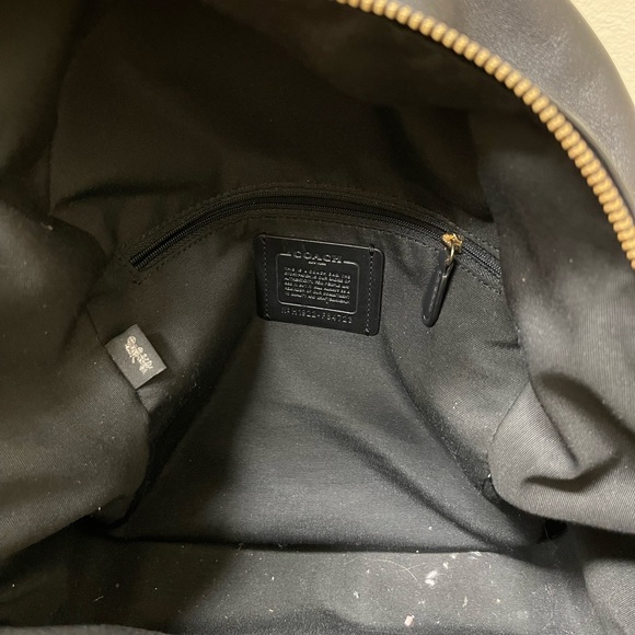 Coach - Picture 3 of 4